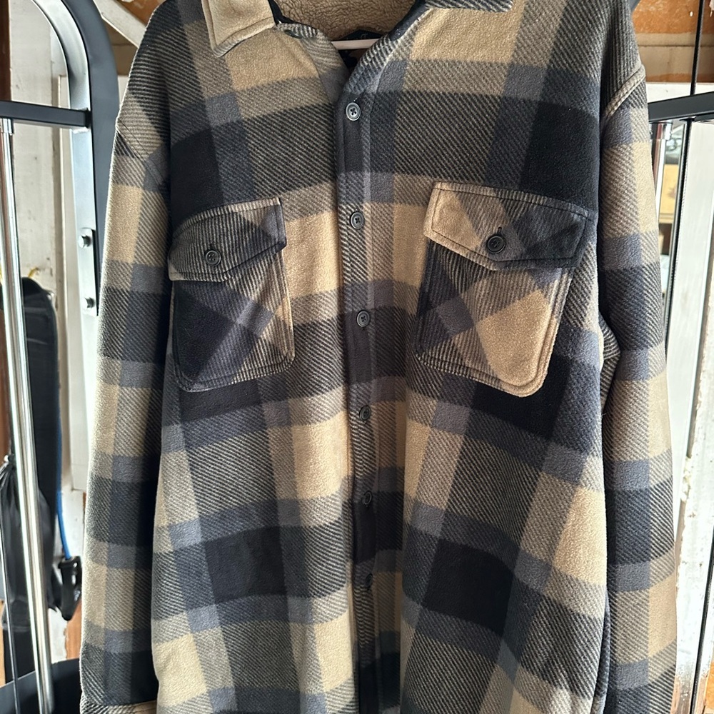 Plaid Button-Up Shirt in Black and Tan